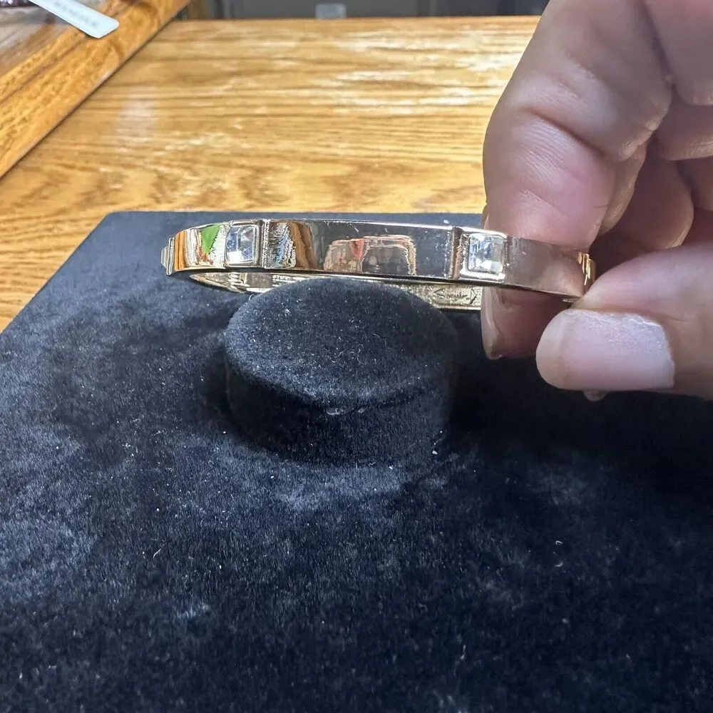 Sequin Nordstrom Colorful Thin Gold Tone Enamel Hinge Bangle $25 NWOT #176